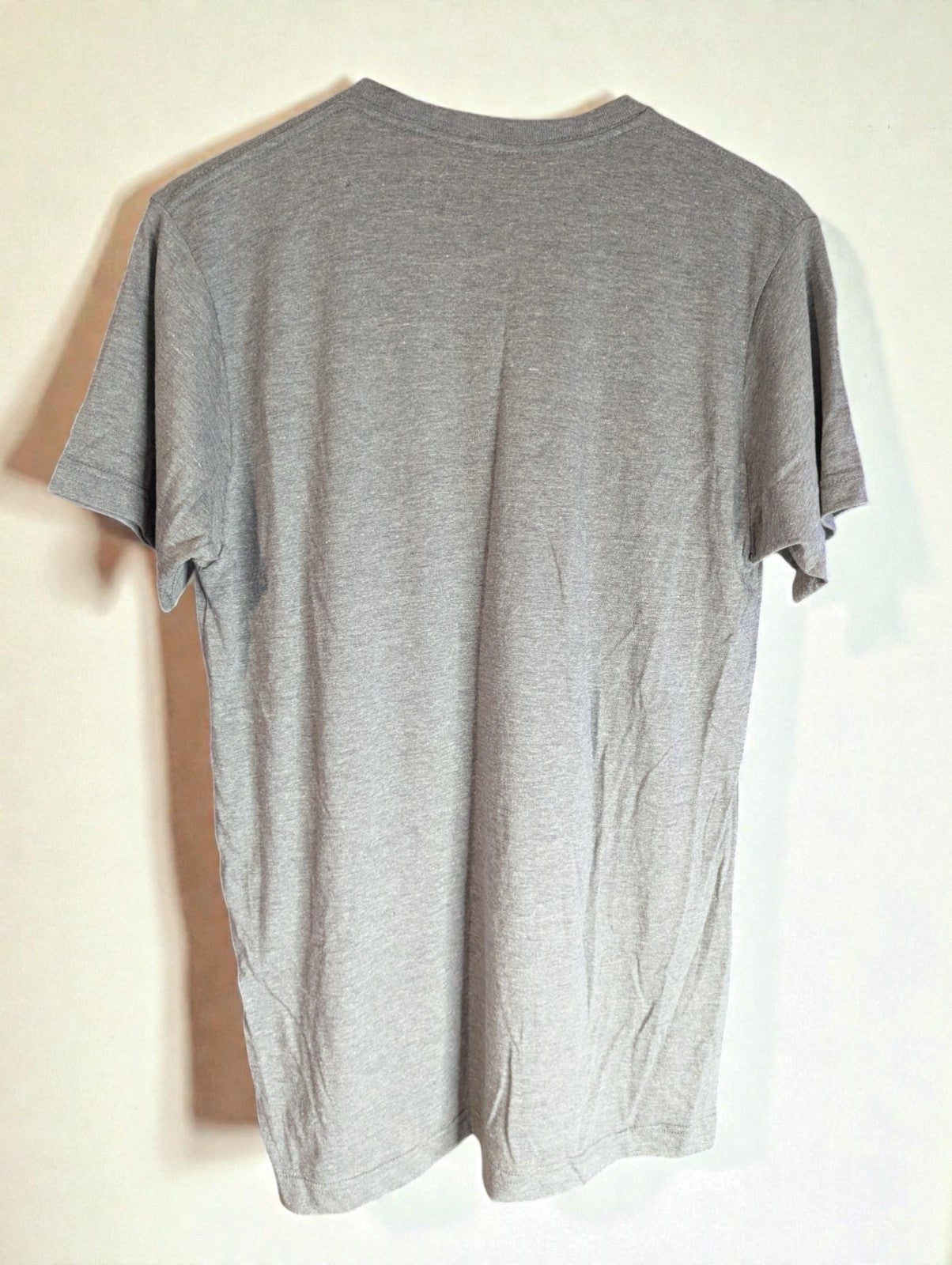 Tom Arnold Gray Medium TShirt Signed Autograph