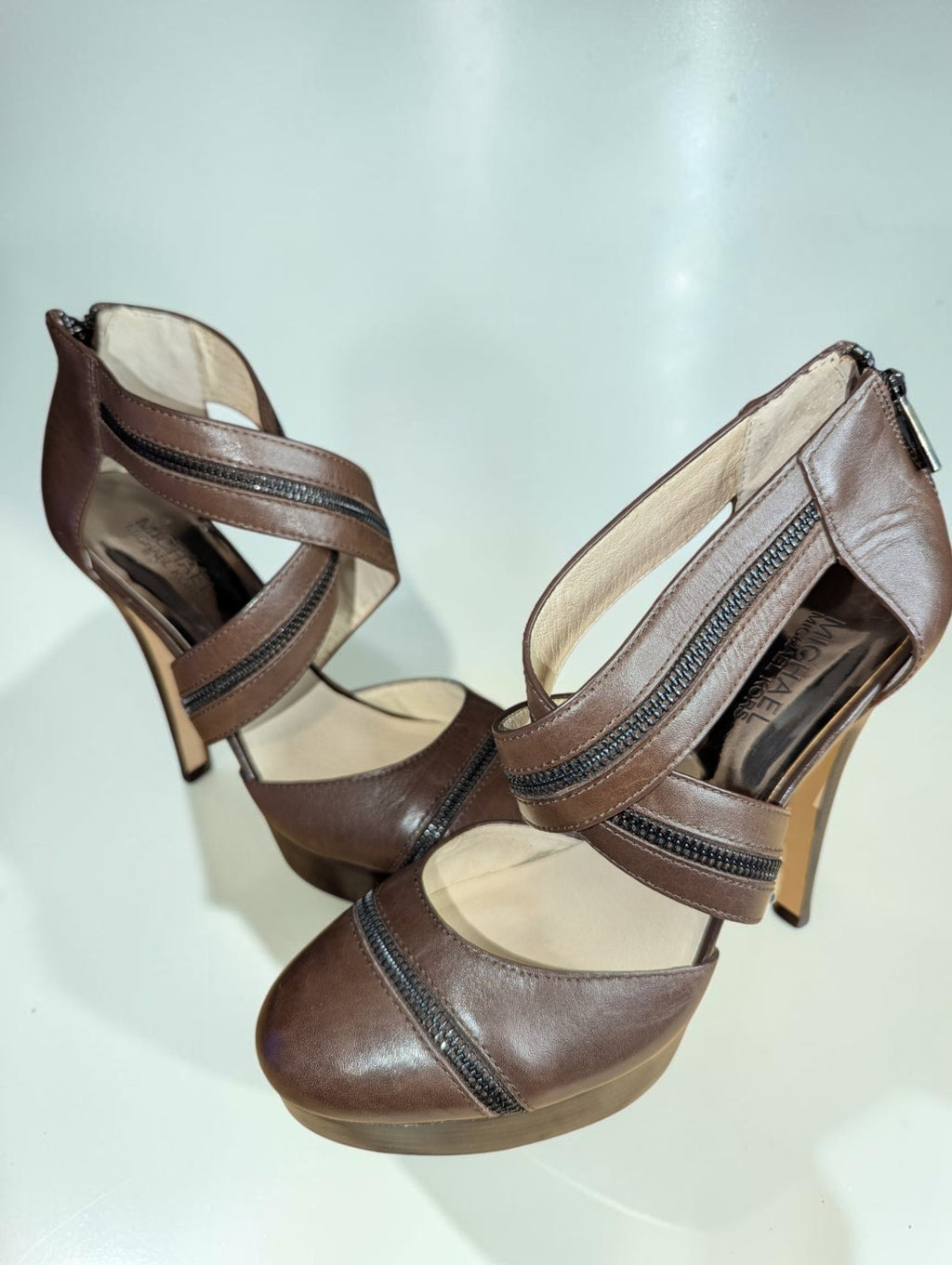 Michael Kors Brown Closed Toe Zipper CrissCross Heels Shoes, Size 8.5