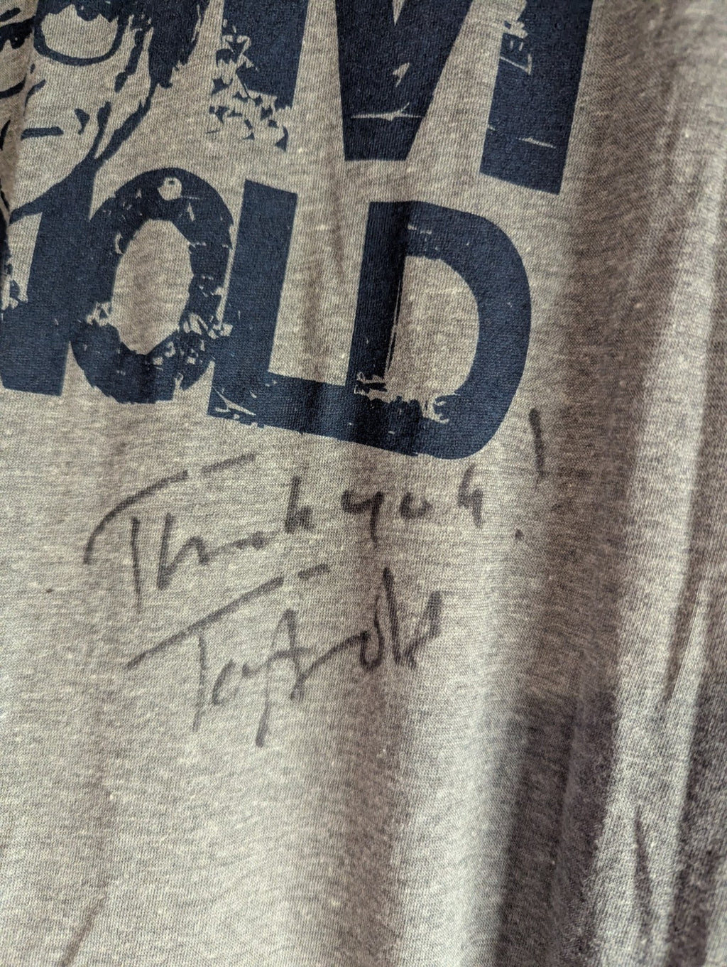 Tom Arnold Gray Medium TShirt Signed Autograph