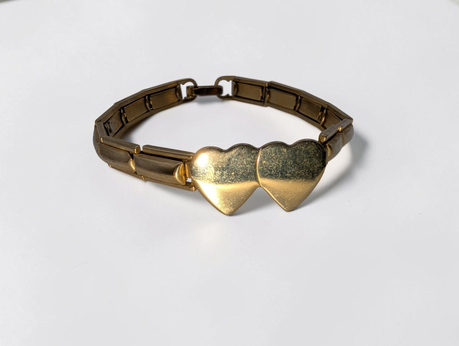 Vintage Gold Tone Expansion Sweatheart Bracelet, Double Hearts, Size 7"