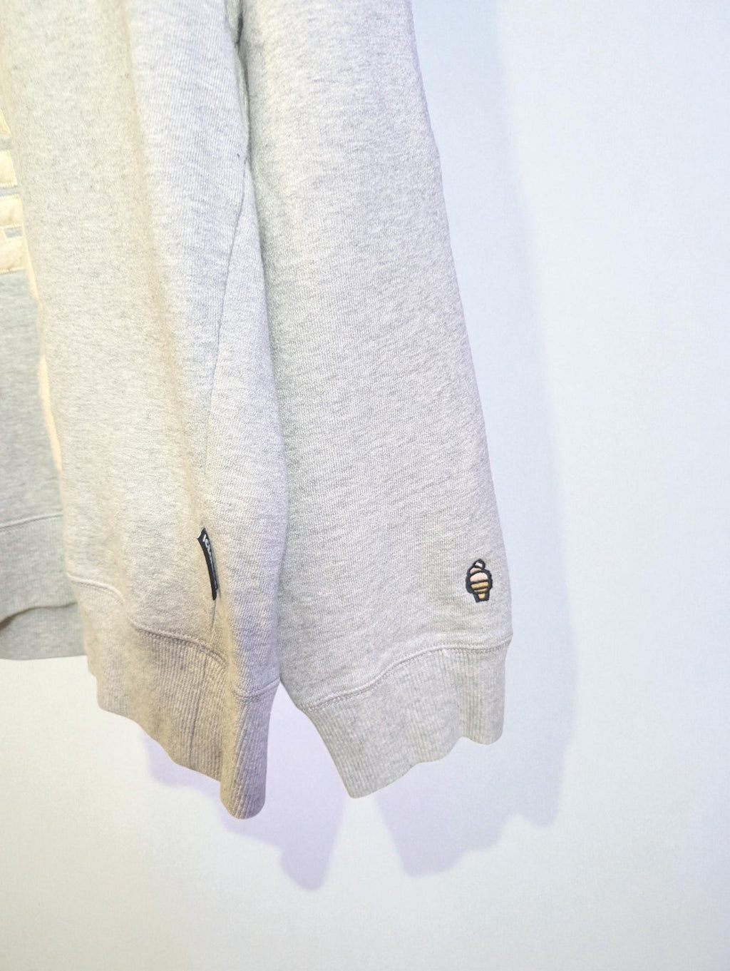 IceCream Ice Cream Time Gray Crew Neck Sweatshirt, Size L