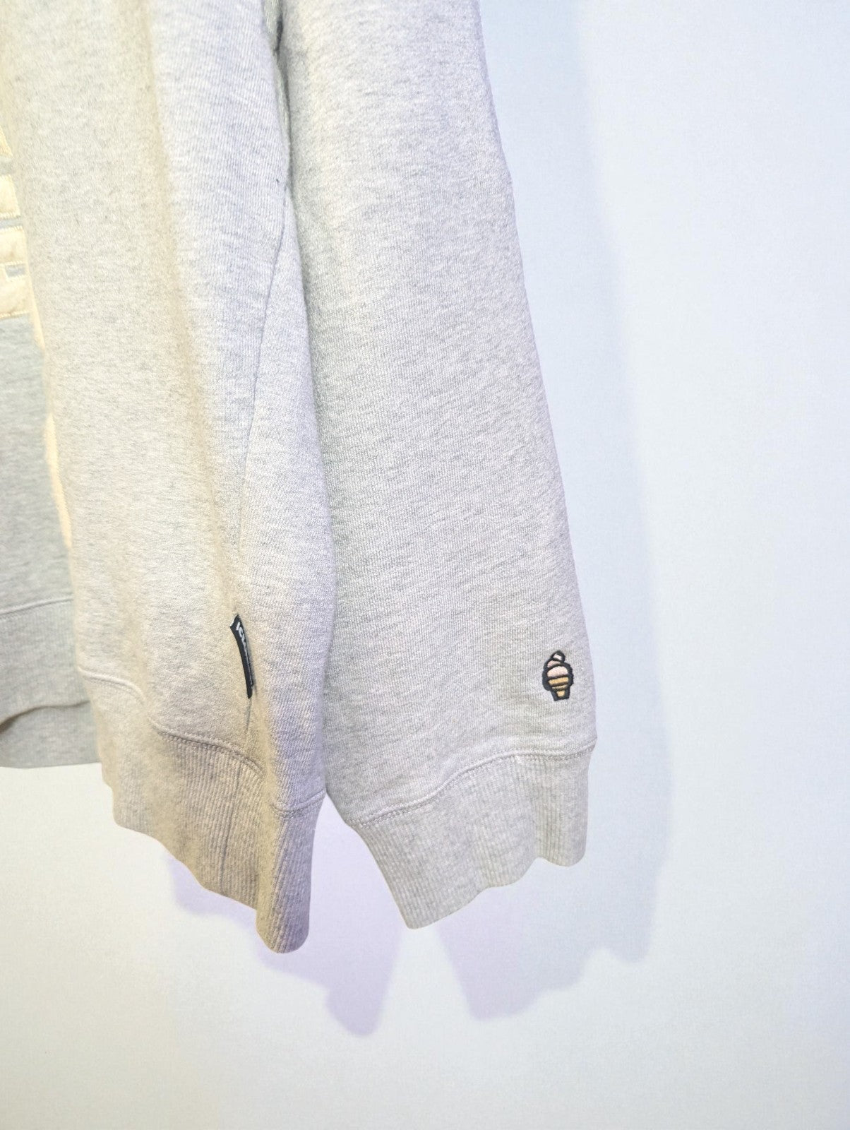 IceCream Ice Cream Time Gray Crew Neck Sweatshirt, Size L