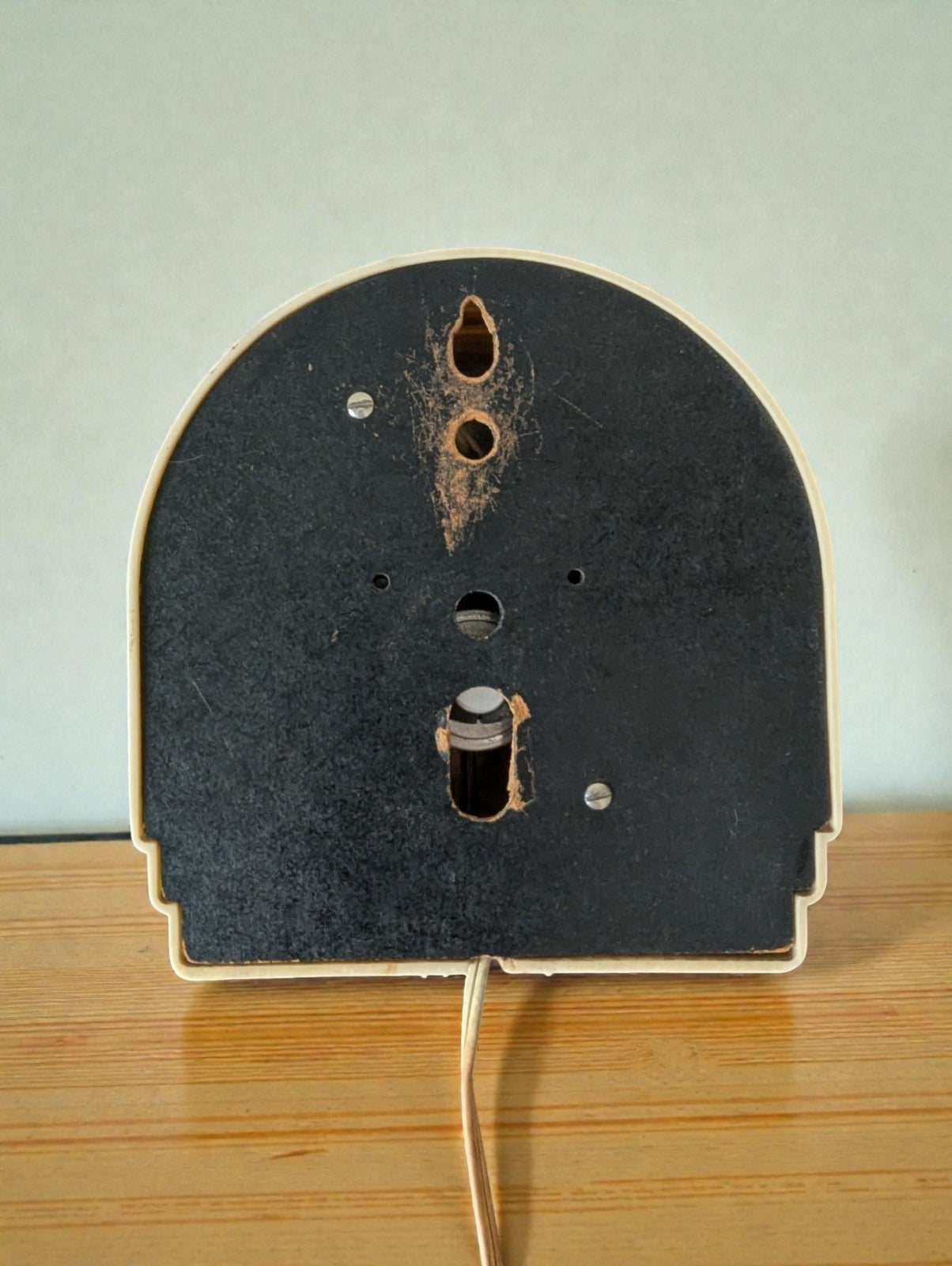 Vintage Telechron Wall Clock, Plug In, Model 2H07 (Works)