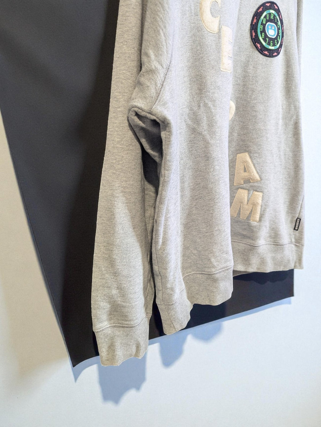 IceCream Ice Cream Time Gray Crew Neck Sweatshirt, Size L
