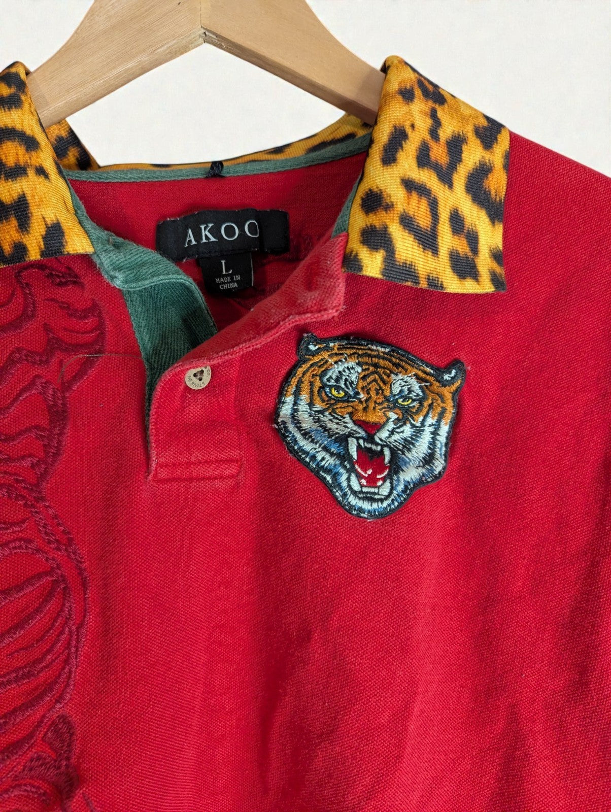 Akoo Polo Tiger Men's Shirt Leopard Collar, Size Large
