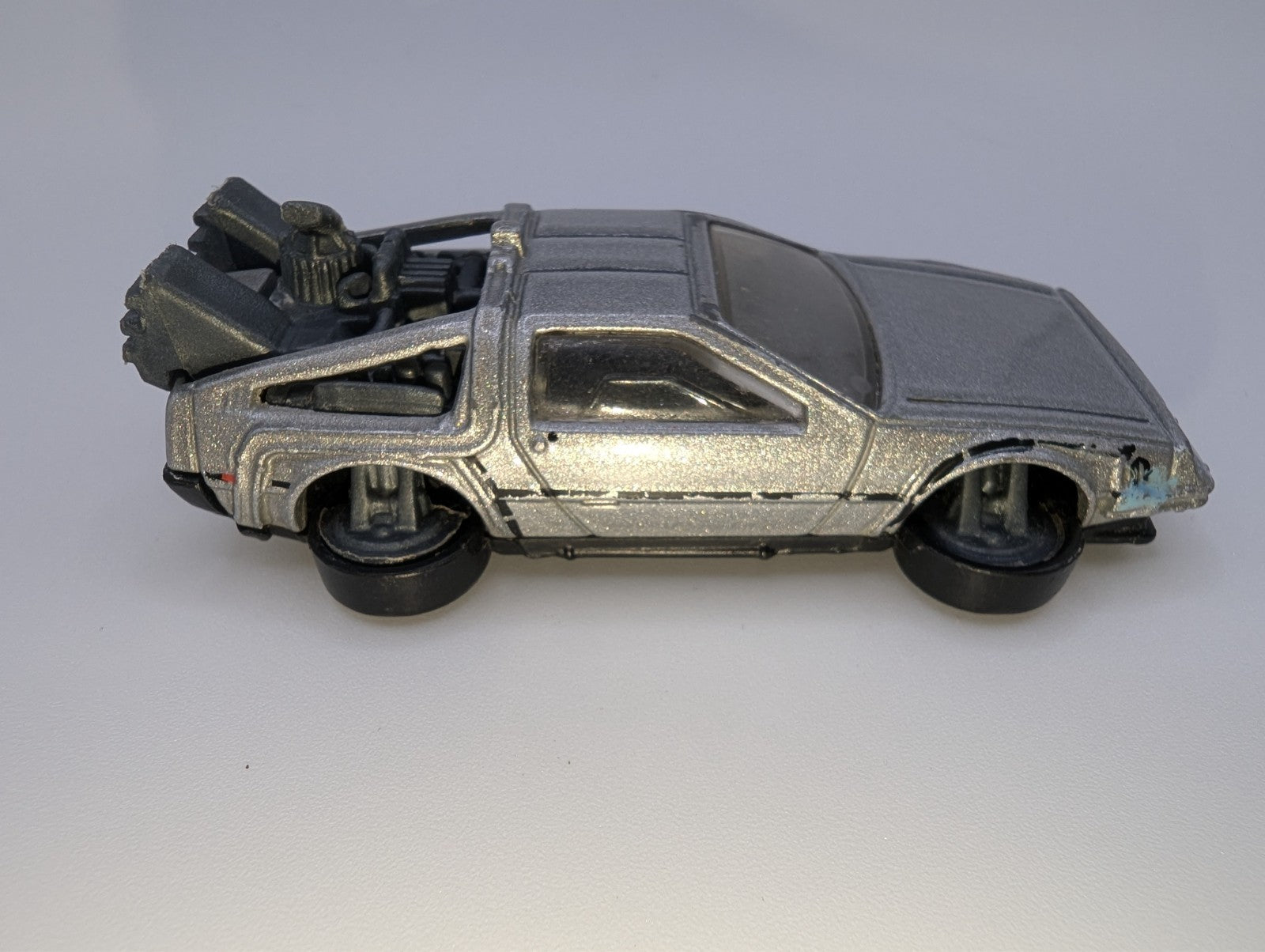Hot Wheels Back to the Future Time Machine-Hover Mode Die-Cast Car