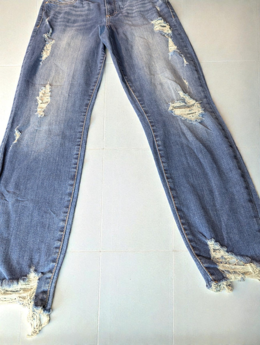 Women's Guess 1981 Skinny Jeans, Size US 29