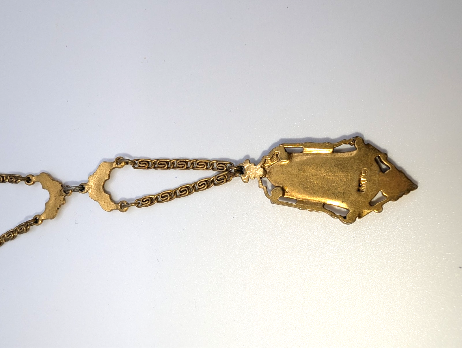 Vintage 1960s Lavalier Necklace Signed ART, Florentine Style, Gold-Tone 20"