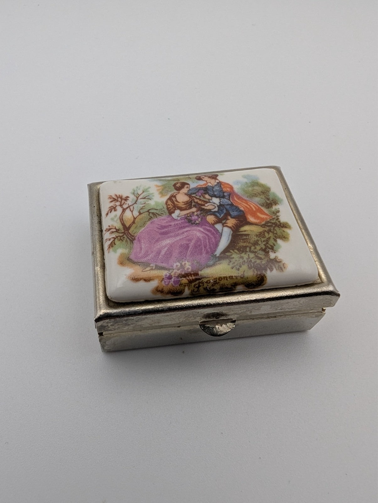Vintage Porcelain Pill Box Trinket Box French Romance, 1.5"x1.25"