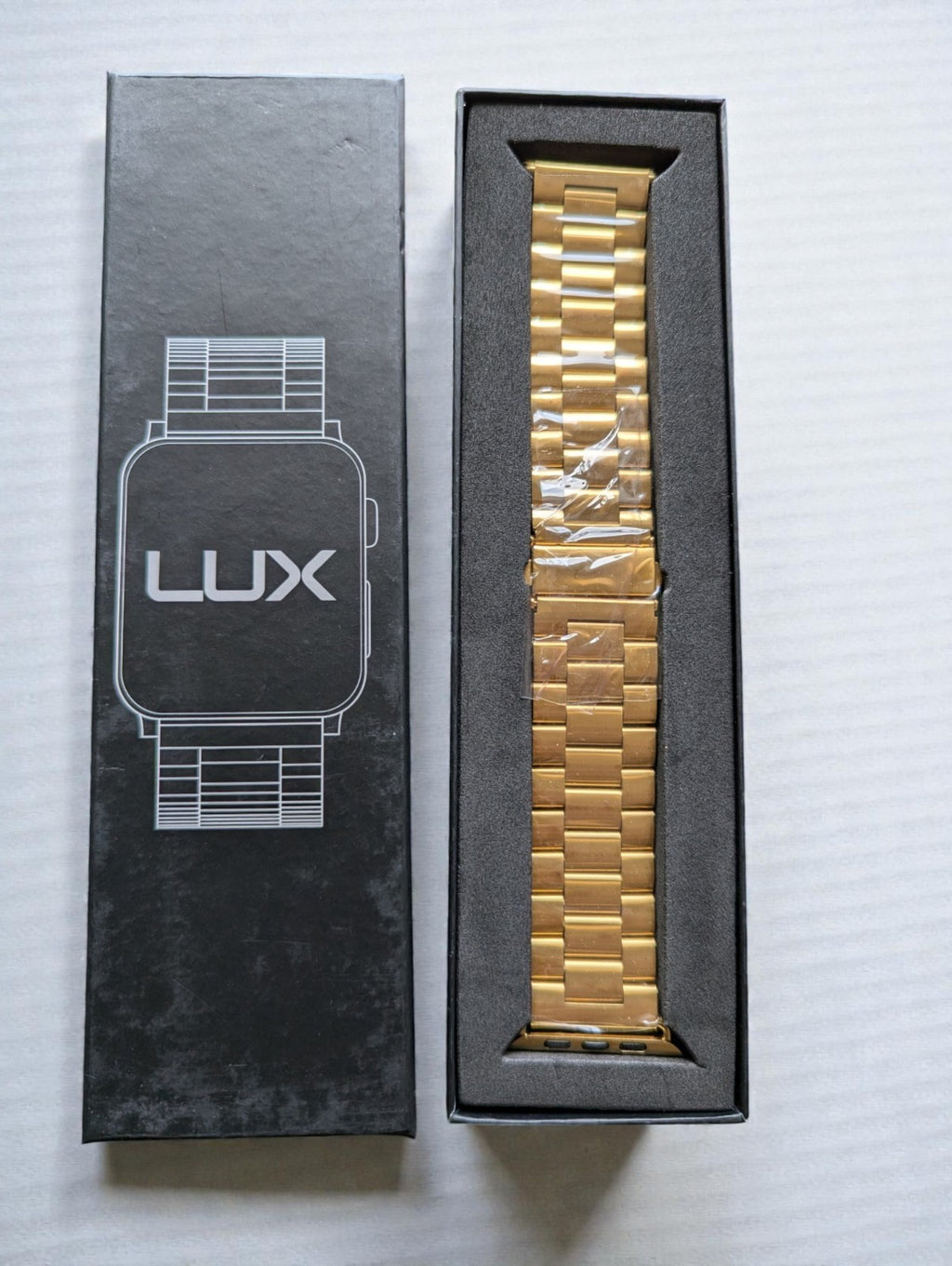 Lux Mobile Gold Stainless Steel Link Apple Watch Band 42mm- New in Box