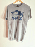 Tom Arnold Gray Medium TShirt Signed Autograph