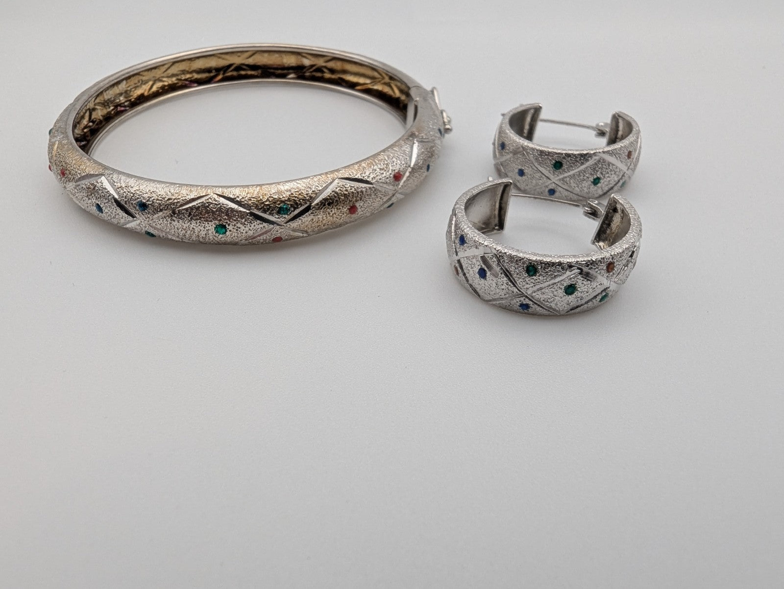 Vintage Avon sterling silver 925 bangle bracelet and matching hoop earrings set