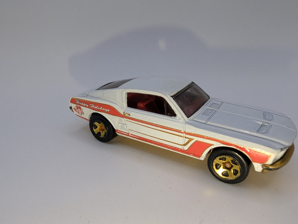 2015 Hot Wheels Holiday Hot Rods '67 Custom Mustand Car