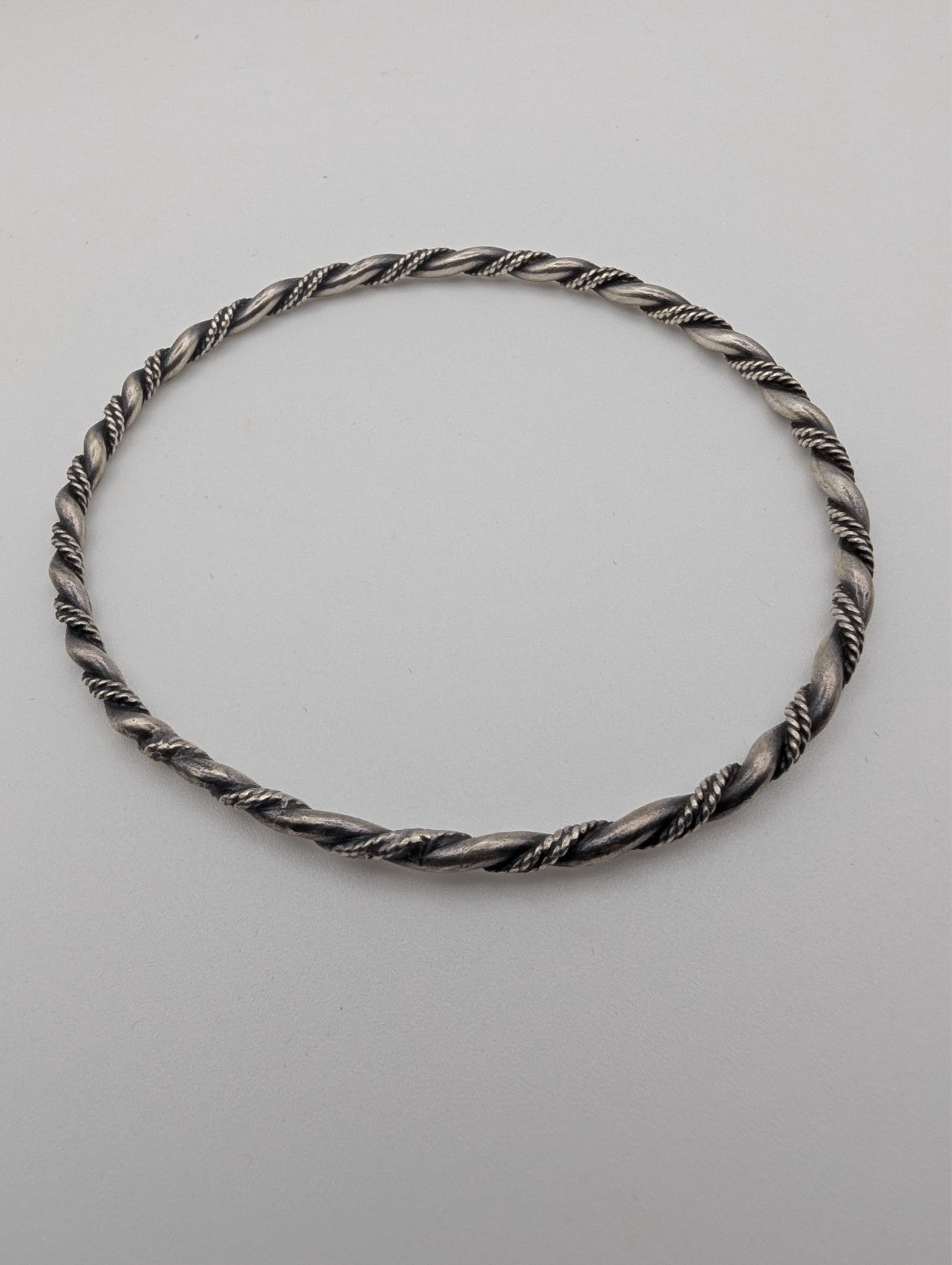 Vintage Sterling Silver Twist Rope Bangle Bracelet 8"