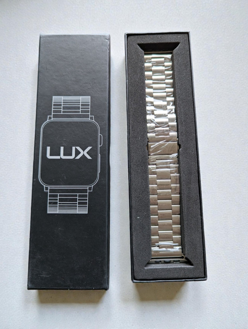 Lux Mobile Silver Apple Watch Band Stainless Steel 42mm-New in Box