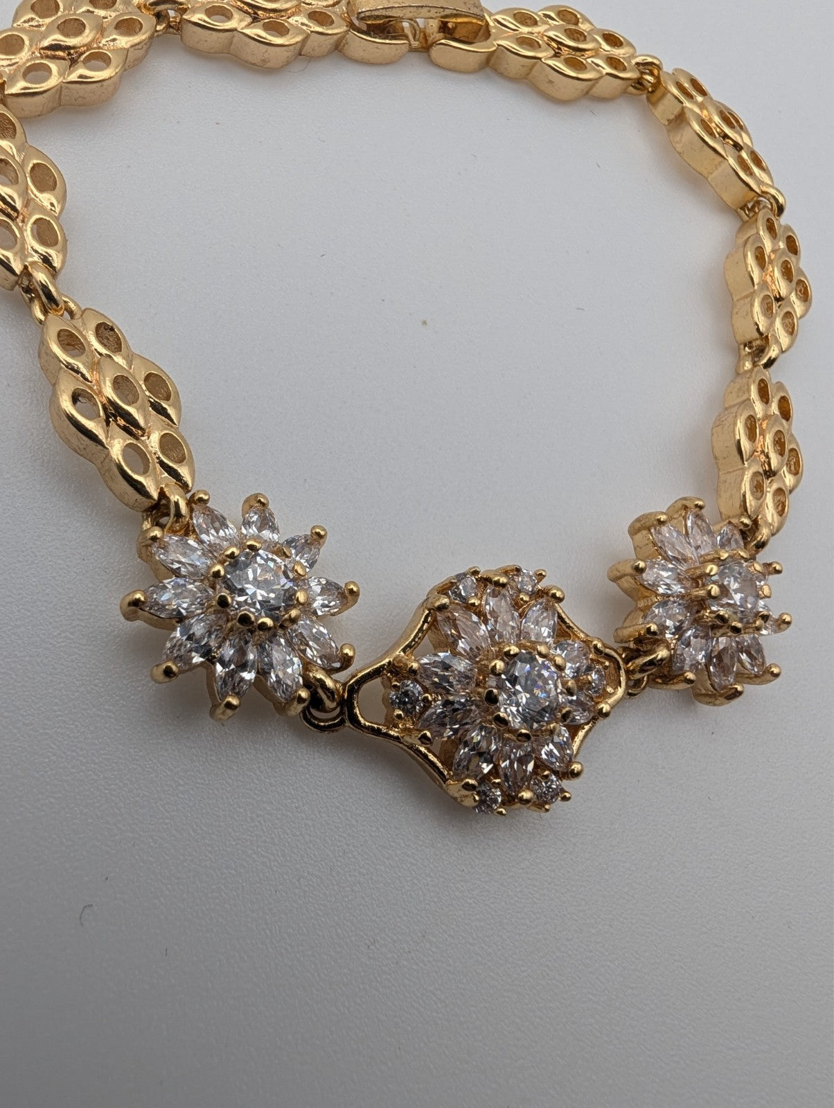 High Quality CZ Flower Gold Plated Bracelet, 7"