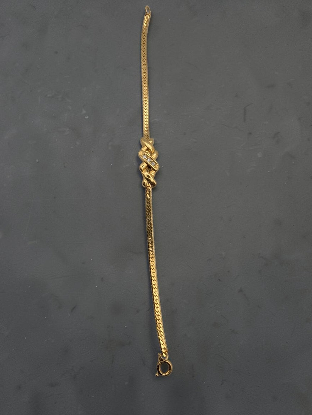 Avon Triple Kiss Motif Gold-Tone Flat Chain Bracelet, 7"