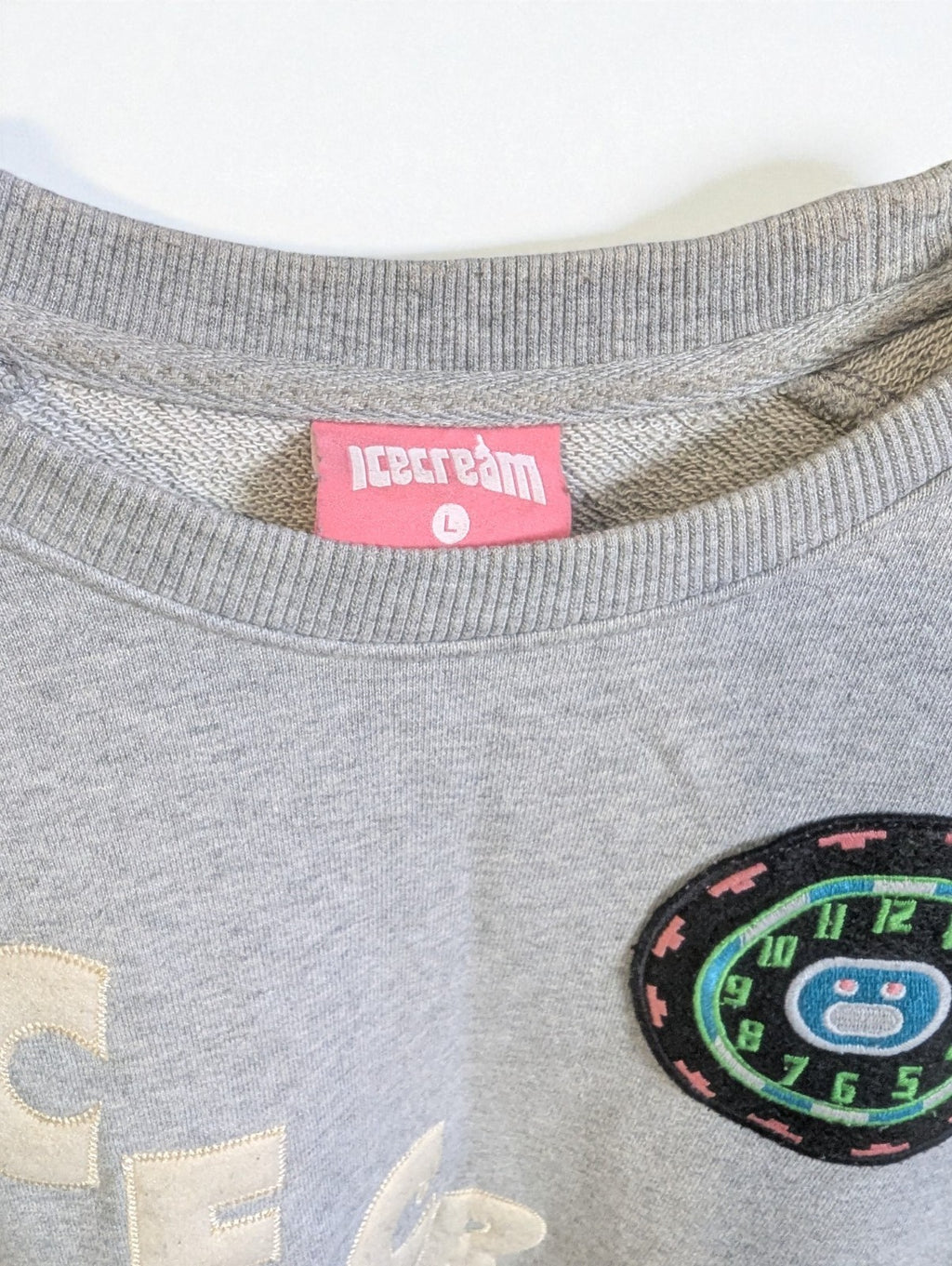 IceCream Ice Cream Time Gray Crew Neck Sweatshirt, Size L