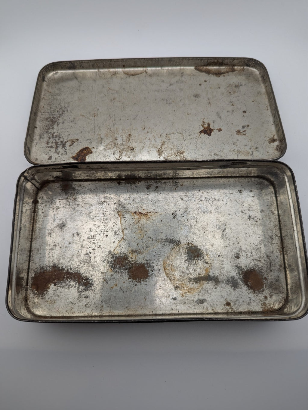 Vintage "Dickensian Memories" Toffee Tin 40s-50s, 7"x3.5"1.5"