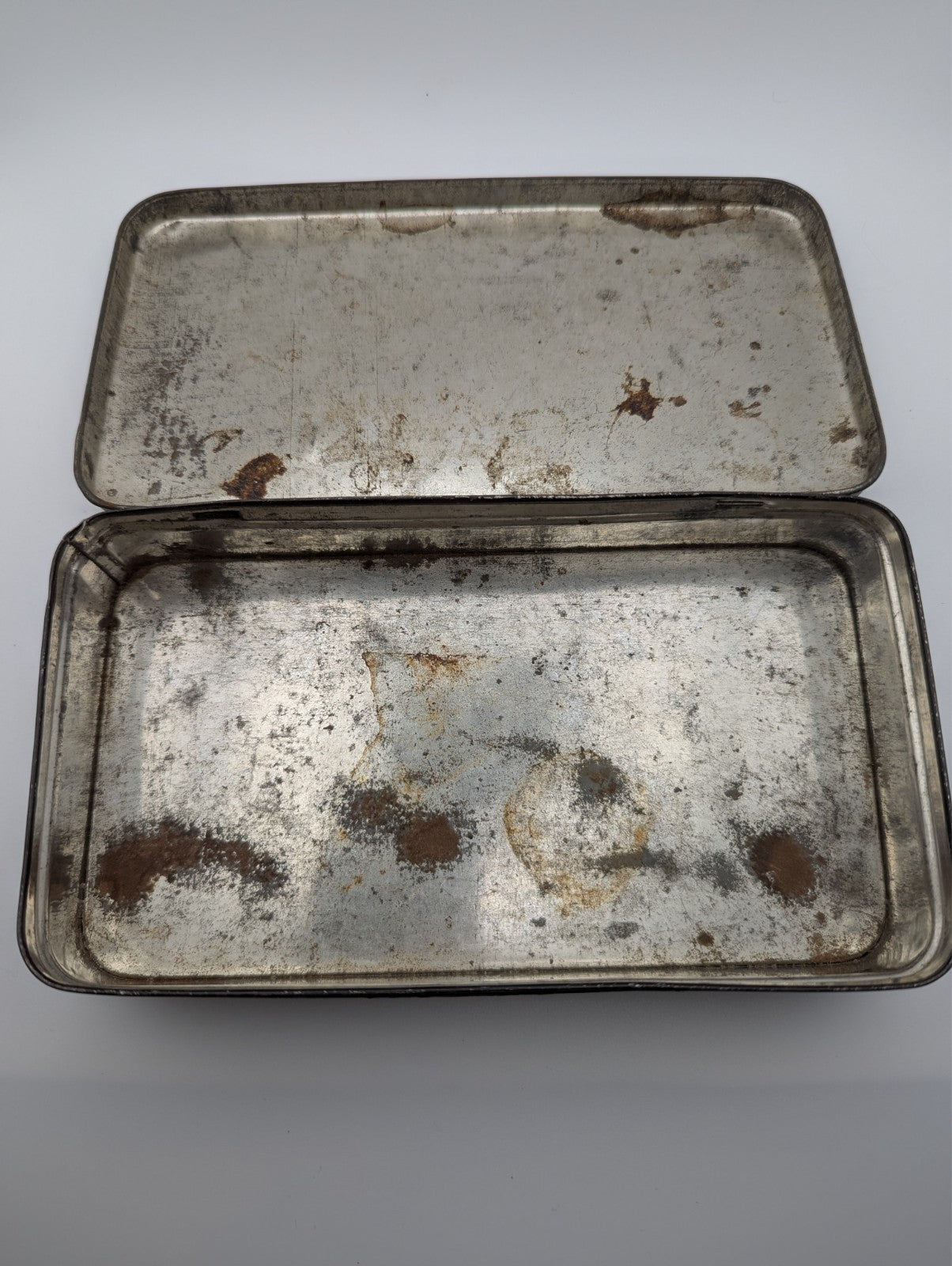 Vintage "Dickensian Memories" Toffee Tin 40s-50s, 7"x3.5"1.5"