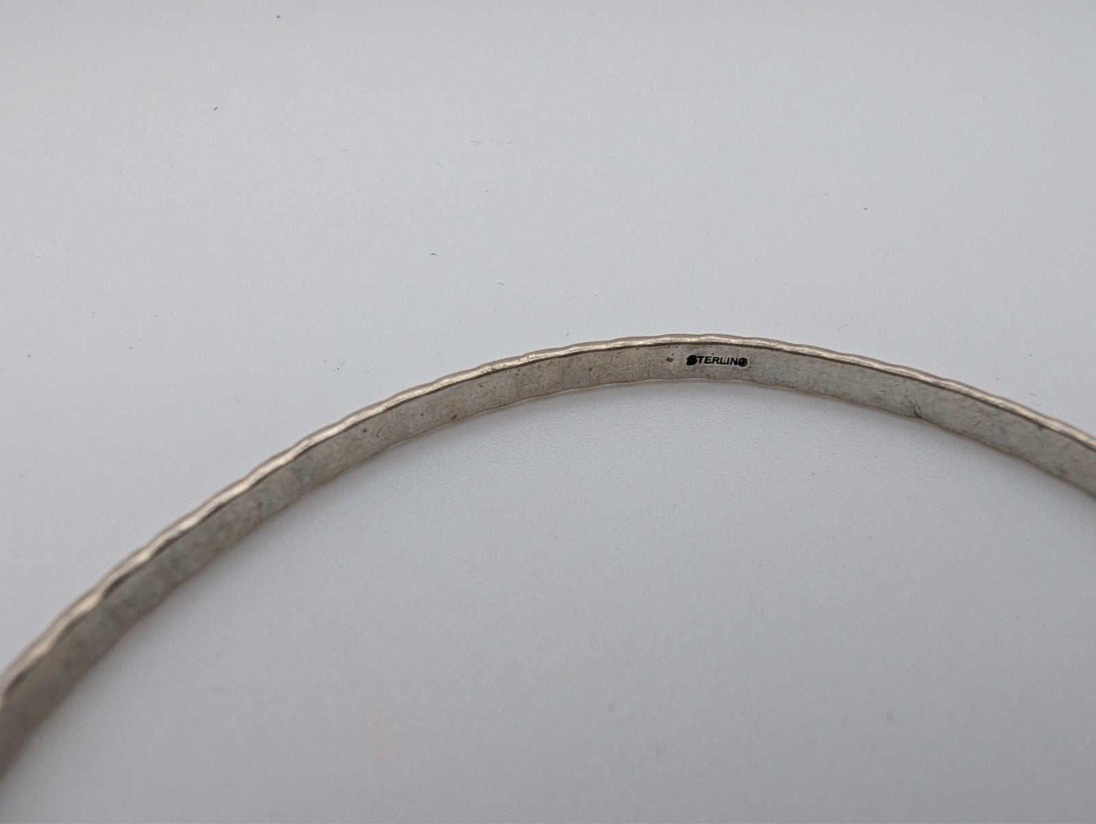 Vintage Scrolled Motif Sterling Silver Bangle Bracelet 7.5"