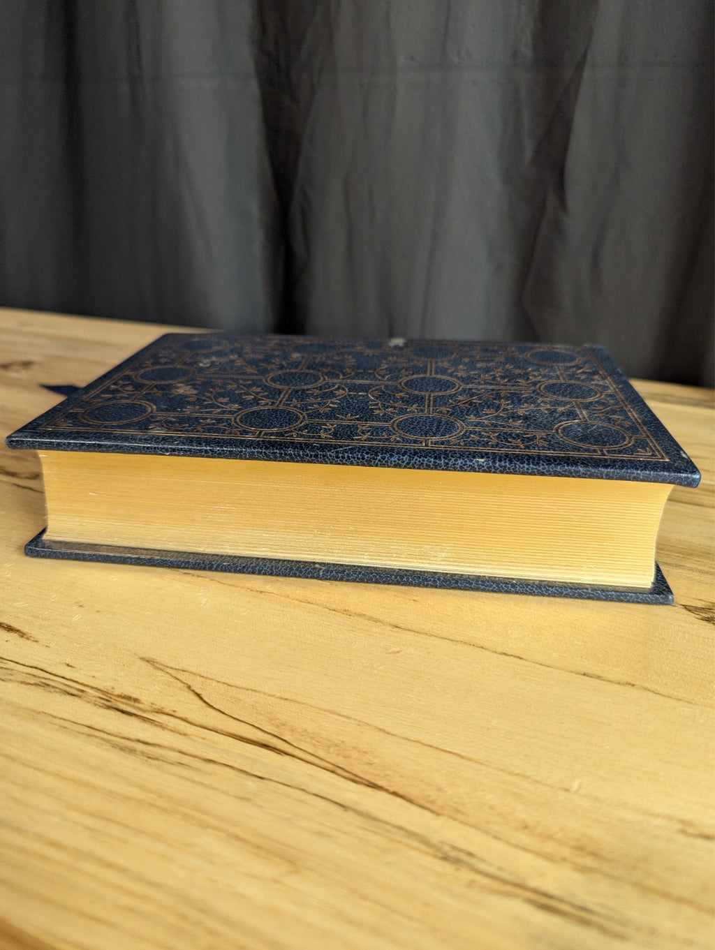 22K Gold Accent Eight Plays by Anton Chekhov 1976, Gold Gilded Page Edges Book