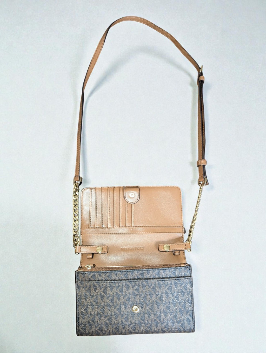 Michael Kors Jet Set Travel Medium Logo Smatphone Crossbody Bag Purse