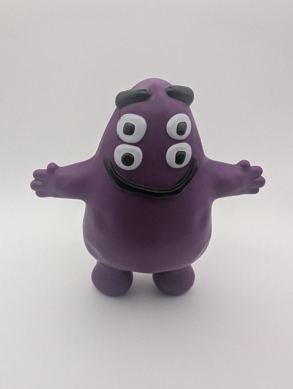 2022 McDonald's Cactus Plant Flea Market Happy Meal Toys, Missing Birdie