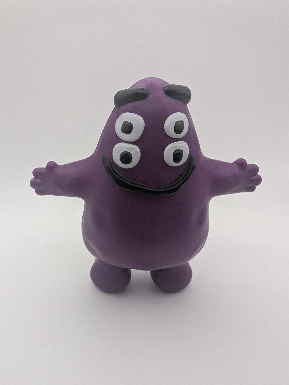 2022 McDonald's Cactus Plant Flea Market Happy Meal Toys, Missing Birdie