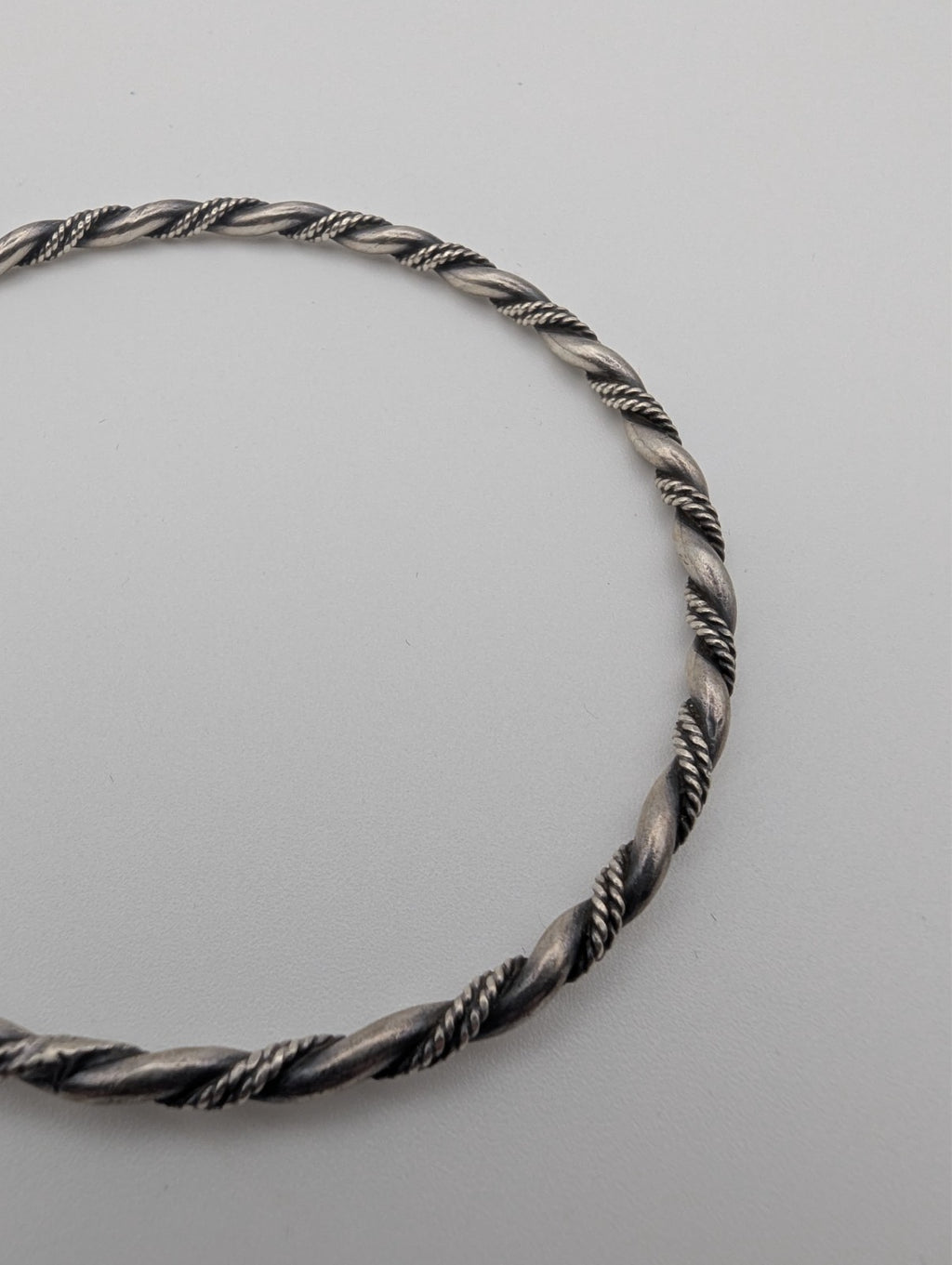 Vintage Sterling Silver Twist Rope Bangle Bracelet 8"