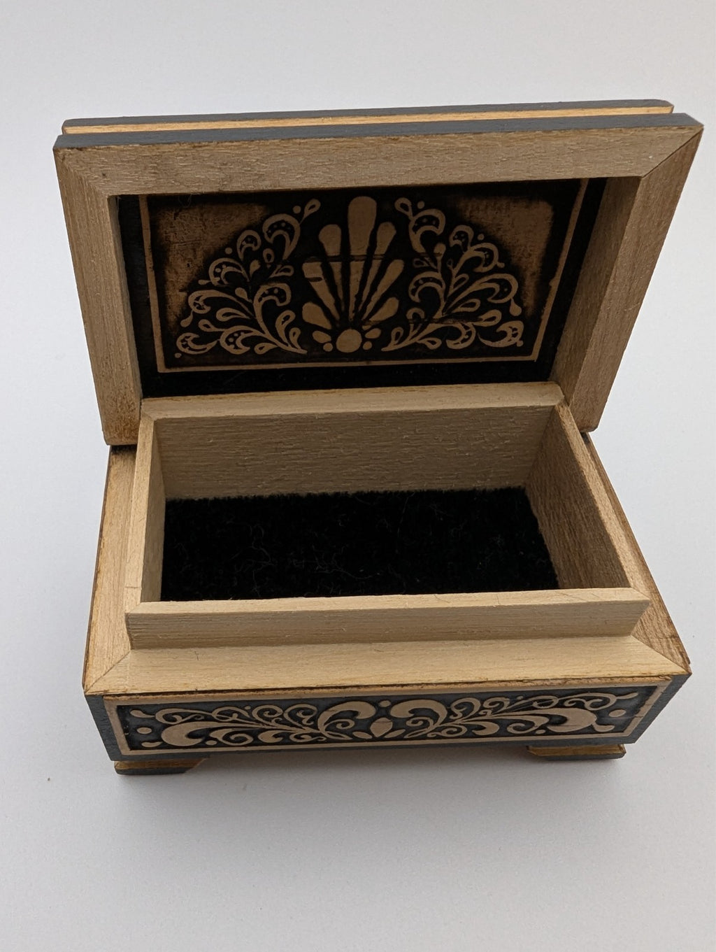 Vintage Wooden Intricate Jewelry Box, 2.75"x1.75"