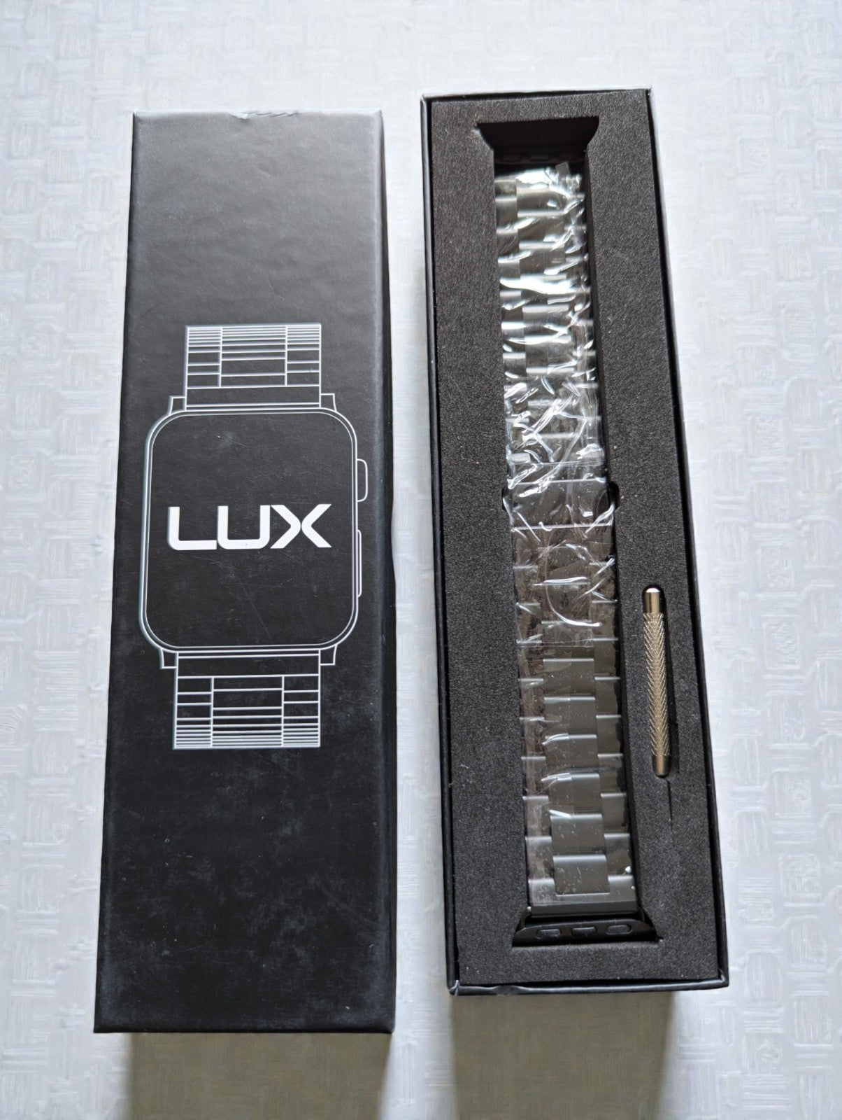 Lux Mobile Black Stainless Steel 38mm Apple Watch Band- New in Box
